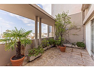 NC1114 Venta de piso con terraza en Russafa (Valencia)