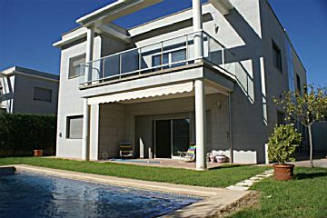 REF.1492-10 027 (Large).jpg Venta de casa con piscina y terraza en Torrent, El Bosque