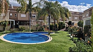 Foto Venta de casa con piscina y terraza en San Antonio de Benagéber, San Antonio de Benagueber
