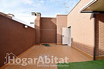 Foto Venta de ático con terraza en Zona Avinguda al Vedat (Torrent), Cami Real