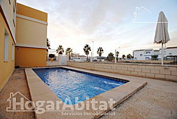 Foto Venta de casa con piscina y terraza en Oliva, AIGUA BLANCA