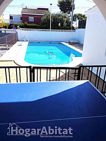 Foto Venta de casa con piscina y terraza en Riba-Roja de Túria, Montealcedo