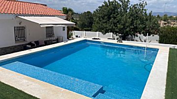 Foto Venta de casa con piscina y terraza en Llíria, Sant Vicent