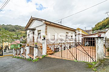  Venta de casas/chalet con terraza en Mieres (Concejo)