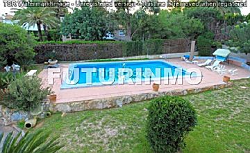  Venta de casas/chalet con piscina y terraza en Torrent